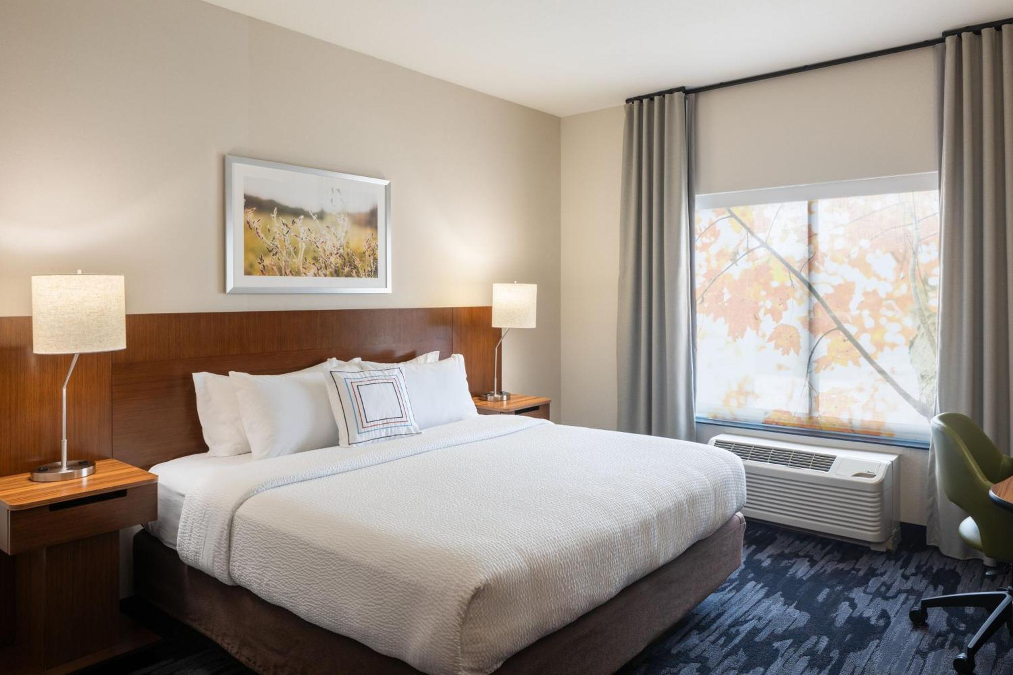 Fairfield Inn & Suites By Marriott צ'יליקות מראה חיצוני תמונה