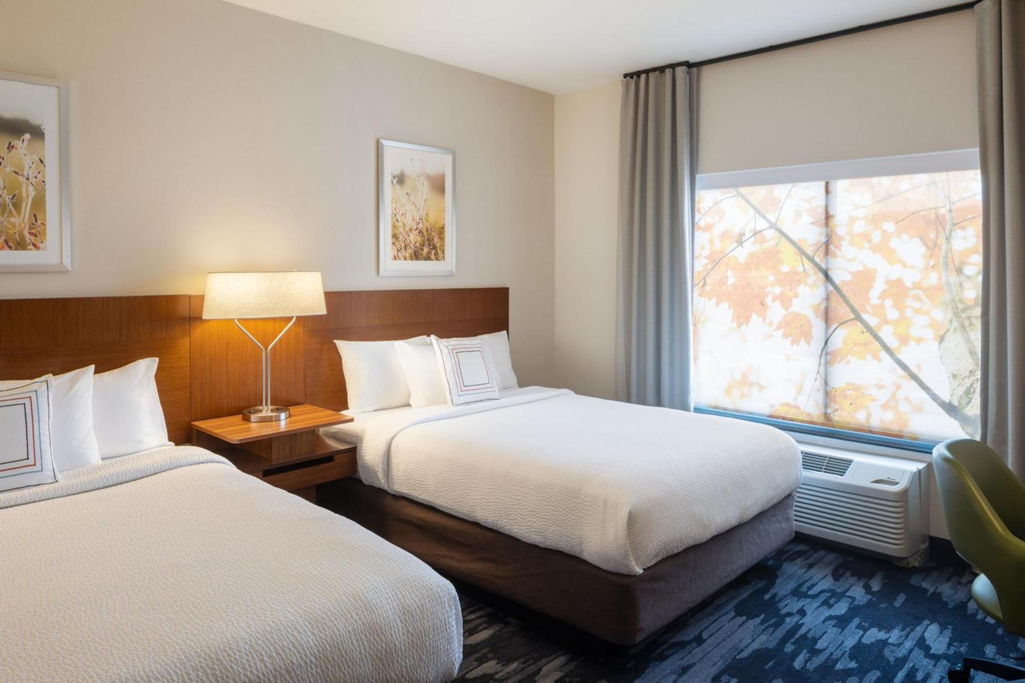 Fairfield Inn & Suites By Marriott צ'יליקות מראה חיצוני תמונה